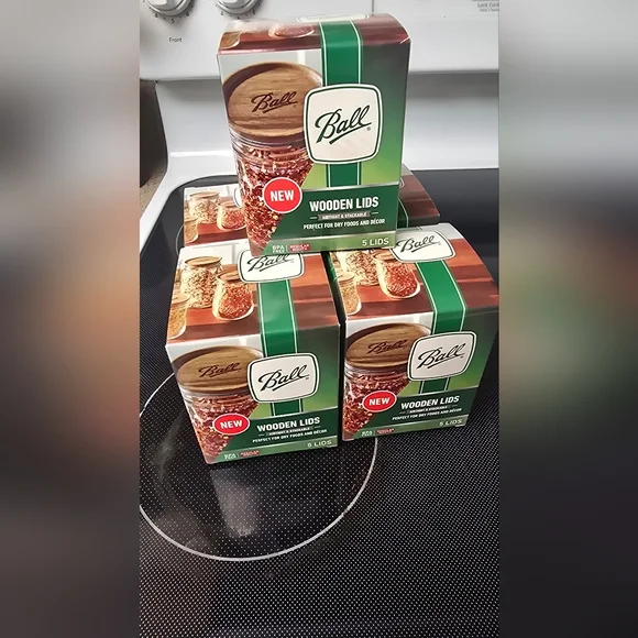 Ball Regular Mouth Wooden Lids 5pk - Picture 2 of 3